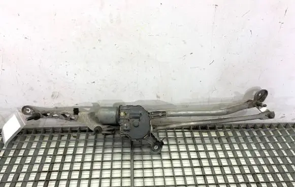 Front wiper linkage and motor