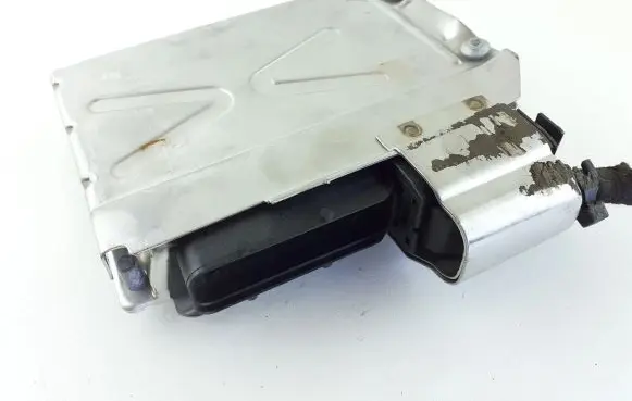 Audi A4 S4 B6 8E 8H Engine control unit/module 8E0907411 KL7051