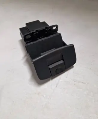 Renault Espace - Grand espace IV Hand parking brake switch 8200550545
