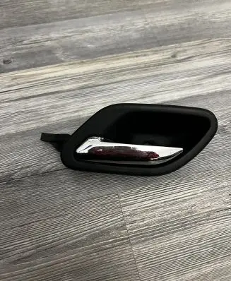 BMW 5 E39 Rear door interior handle 8226049
