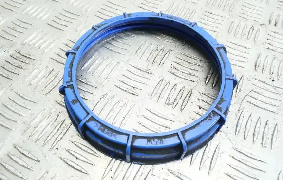 Toyota Avensis T270 In tank fuel pump screw locking ring/nut 