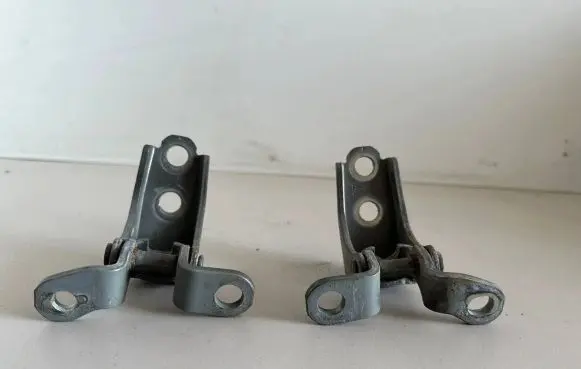 Front door hinge set