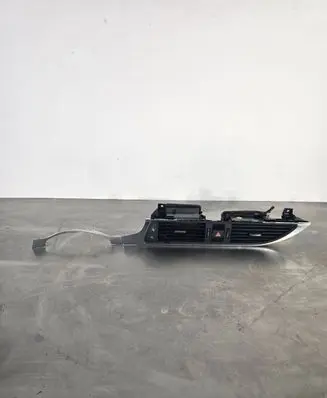 Audi A6 C7 Dash center air vent grill 4G0941509 12032012 10016472