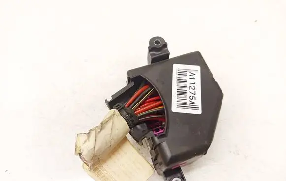 Volkswagen PASSAT B6 Fuse box set 3C1941824