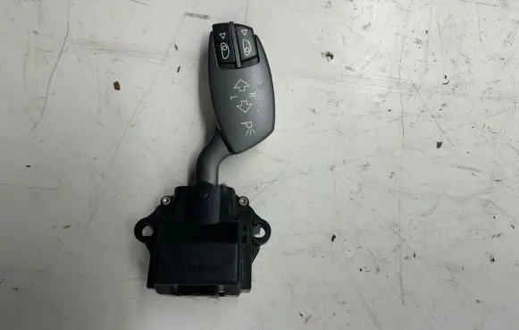 BMW 7 E65 E66 Indicator stalk