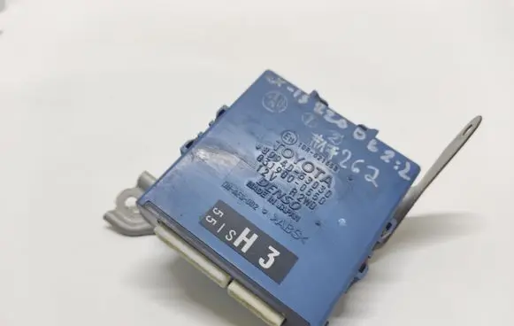 Lexus IS 220D-250-350 Light module LCM 8994053030 0319000550