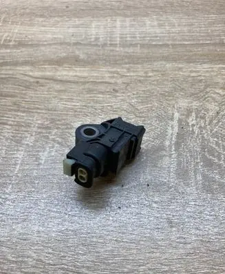 Mercedes-Benz E W213 Airbag deployment crash/impact sensor A2139051300