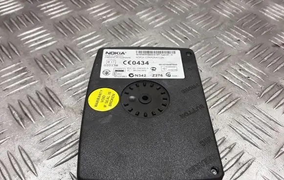 Mercedes-Benz E W211 Bluetooth control unit module 0516735 0W3HF5 NY235862