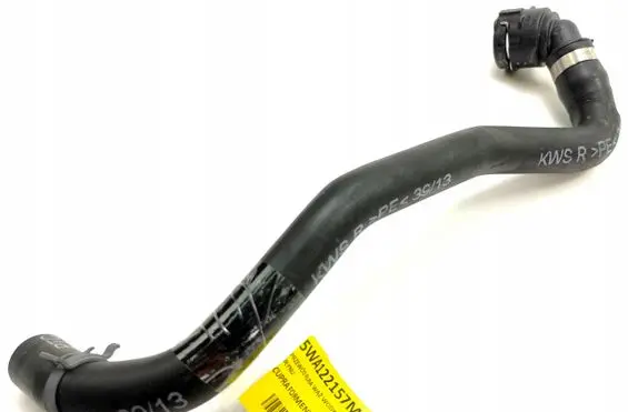 Engine coolant pipe/hose