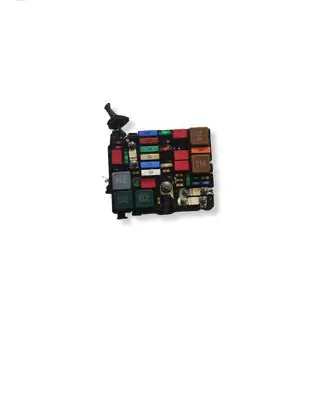 Peugeot 3008 II Fuse module 9804848580