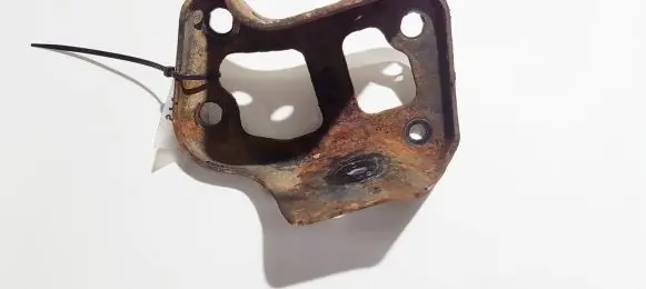 Chevrolet Kalos Bracket in trunk/boot 