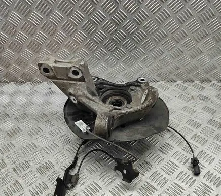 Toyota Prius (XW30) Front wheel hub 4320247030