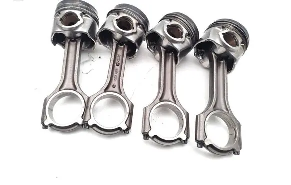 KIA Ceed Piston with connecting rod D4FB
