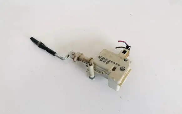 Volkswagen Touran I Central locking motor 1t0810773 3b0959782