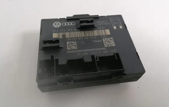 Audi A6 S6 C6 4F Door control unit/module 4F0959795M