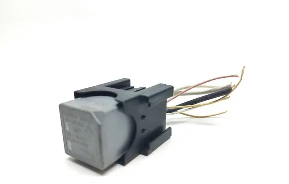 Renault Trafic III (X82) Other relay V23136A1X63 8200587119