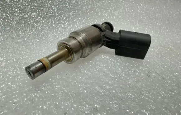Fuel injector