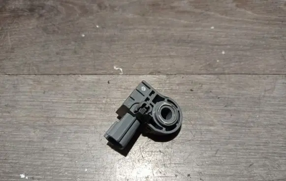 Volvo V40 Airbag deployment crash/impact sensor 31387312