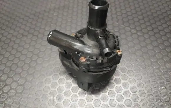 Mercedes-Benz C W204 Electric auxiliary coolant/water pump 3130591163 A2118350028