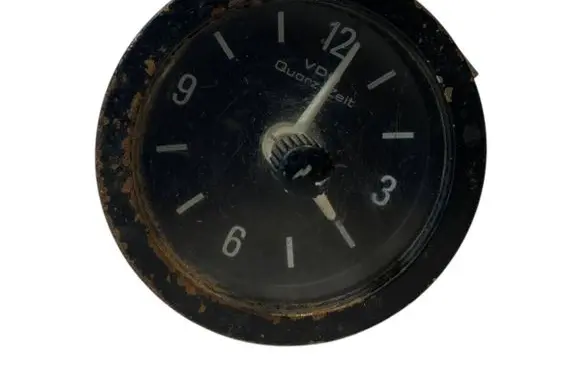 Mercedes-Benz T1 Clock