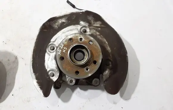 BMW X4M F98 Rear wheel hub 8091551