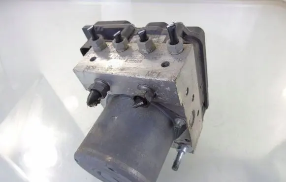 Jaguar XF X250 ABS Pump 0265235363