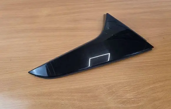 Ford Focus Rear window tailgate spoiler JX7B442A92D
