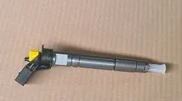 Mercedes-Benz Vito Viano W639 Fuel injector 0445115015-T