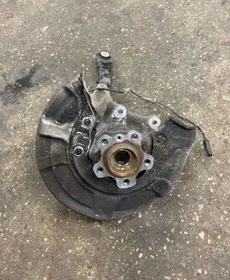 BMW 7 G11 G12 Rear wheel hub 6865662