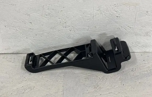Mercedes-Benz S W222 Front bumper mounting bracket A2228850018