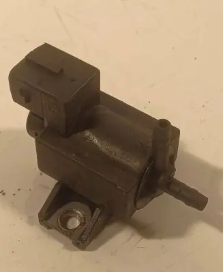Toyota RAV 4 (XA30) Turbo solenoid valve 258600R010