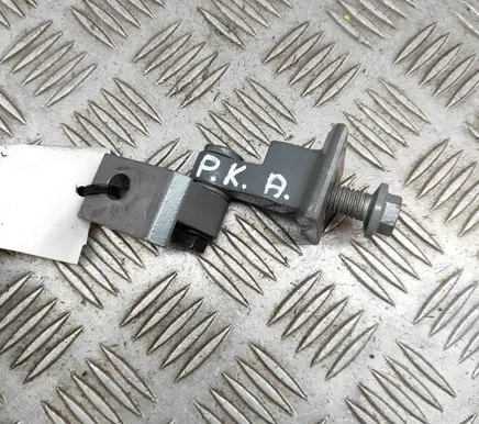 BMW 2 F44 Front door upper hinge 5A1FCA5