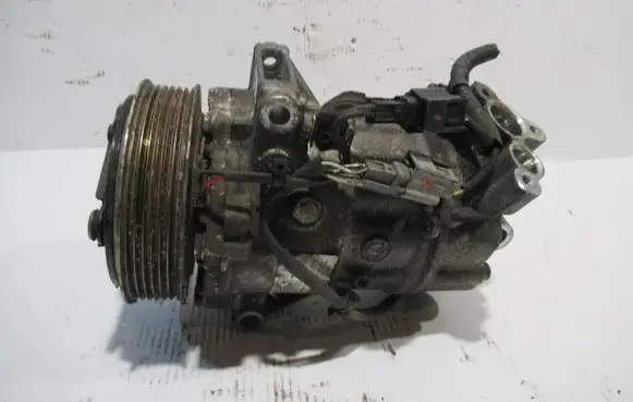 Opel Zafira A Air conditioning (A/C) compressor (pump) 24416178