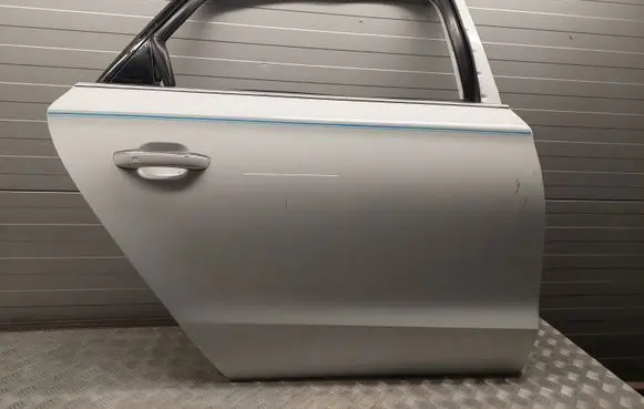 Audi A8 S8 D4 4H Rear door 4H4833312