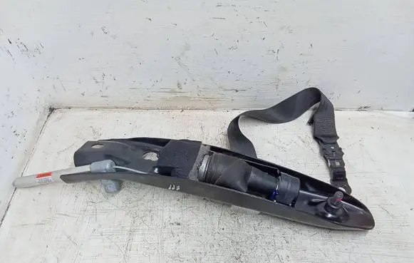 Volvo XC90 Front seatbelt 3078050