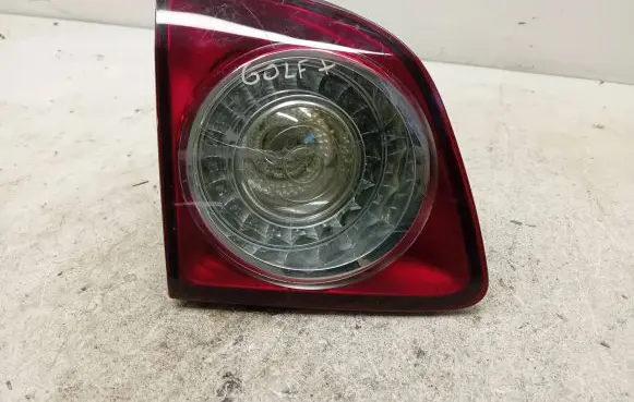 Volkswagen Golf Plus Tailgate rear/tail lights 5M0945093K 964962