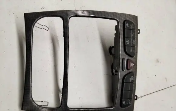 Mercedes-Benz C W203 Radio/GPS head unit trim A2036809039