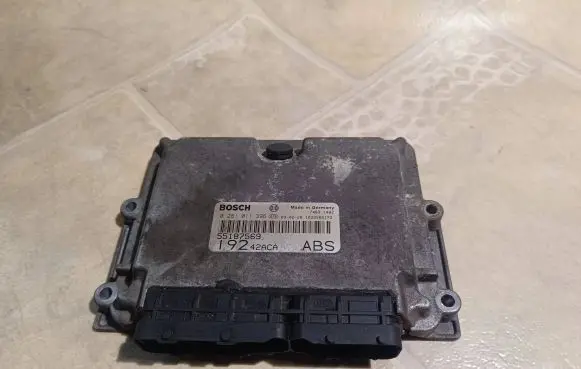 Fiat Stilo Engine control unit/module 55187569 1039S02173 0281011396
