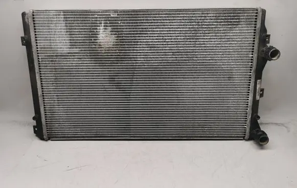 Coolant radiator