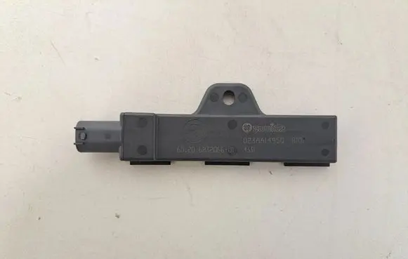 BMW X3 G01 Keyless system antenna 6832066