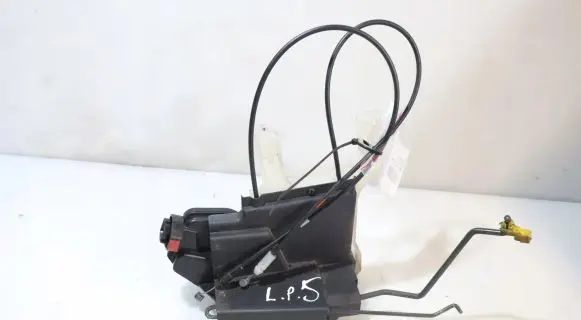 Hyundai Tucson JM Front door lock
