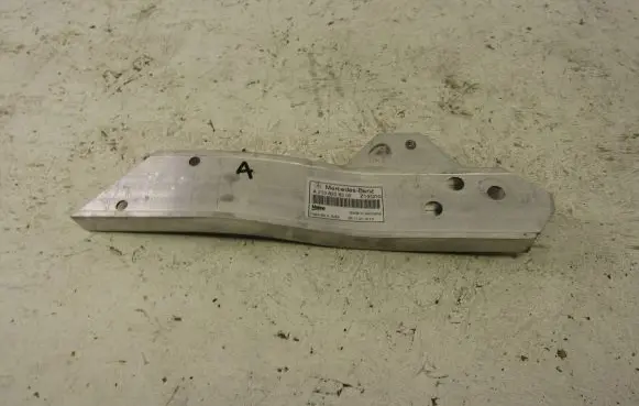 Mercedes-Benz E W213 Radiator support slam panel bracket A2136206300