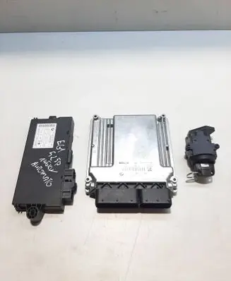 BMW 5 E60 E61 Engine ECU kit and lock set 9147217 2080420591 5WK49514VBR