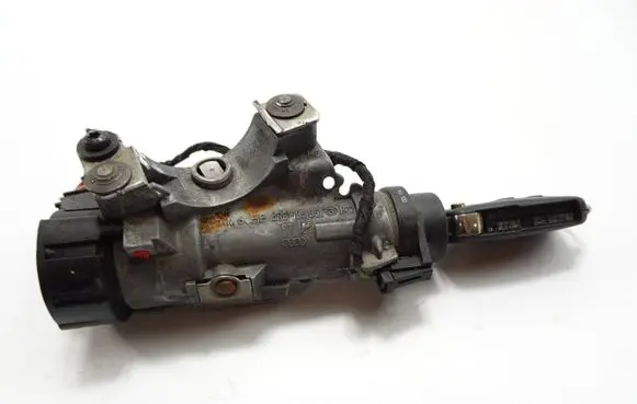 Volkswagen Polo V 6R Ignition lock 6R0905851B