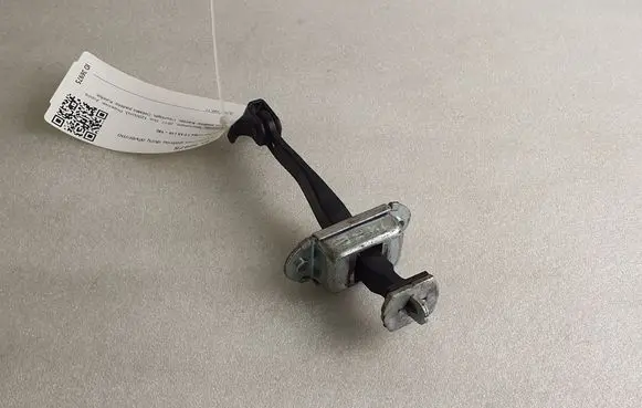 Nissan Juke I F15 Rear door check strap stopper 