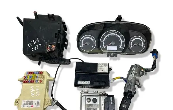 KIA Ceed Engine ECU kit and lock set 391052B140 940231H660 391192B340