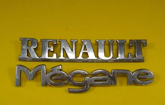 Renault Megane I Manufacturers badge/model letters 