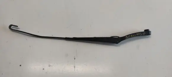Citroen Berlingo Front wiper blade arm 962101468B 3357