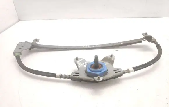 Rear door manual window regulator