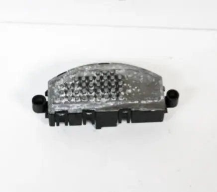 Volkswagen Golf VII Heater blower motor/fan resistor 5Q0907521E